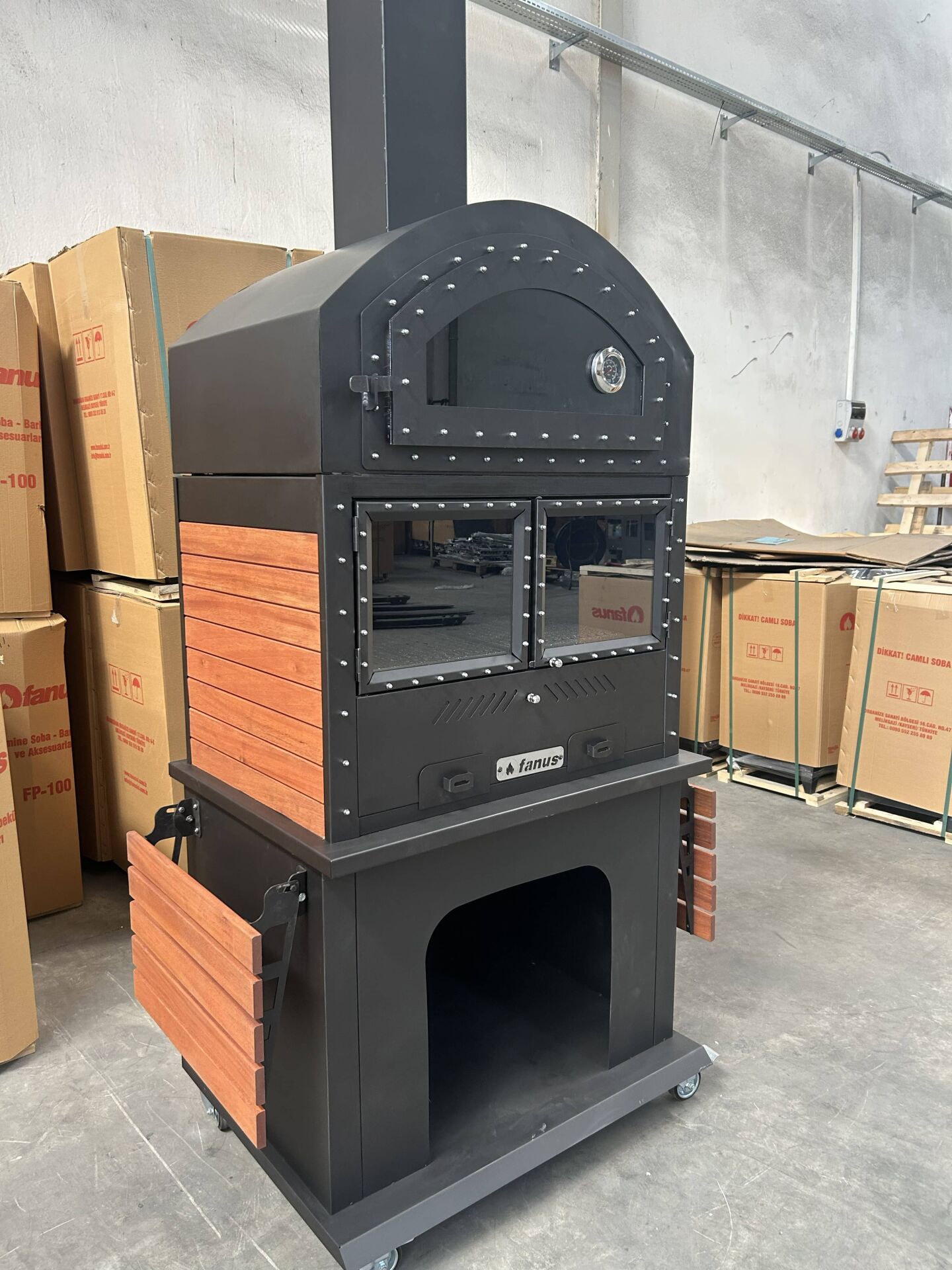 Fanus B 200 Fırınlı Barbekü